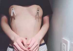 Phim Sex Việt Nam: Áo Thun Đen Kẹp Ti P1 Hot | Trang Sex Mới