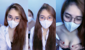Phim Sex Việt: Hai Em Teen Livestream Show Hàng P4